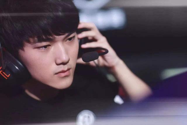 Team WE 对阵LGD赛前数据前瞻：Haichao四项数据强于FoFo